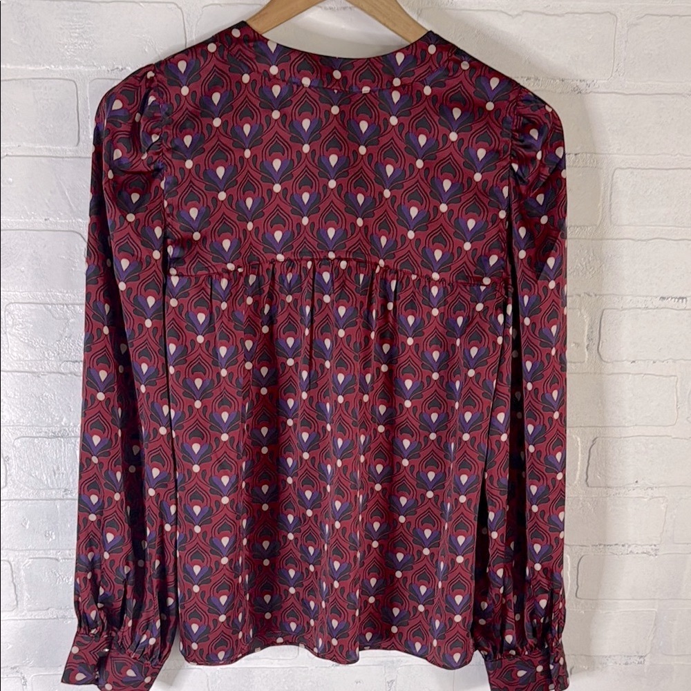 WHBM V-Neck Long Sleeve Printed Blouse - Burgundy Multi Small - Picture 7 of 15